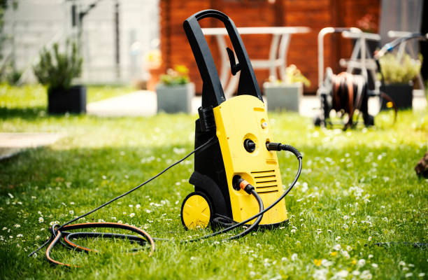 Spring Cleaning in Mcmillin, WA